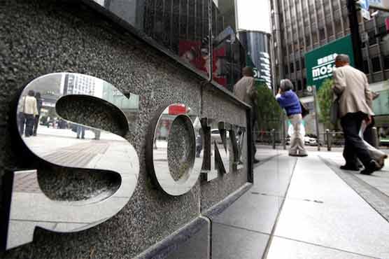 Weaker yen helps keep Sony on course