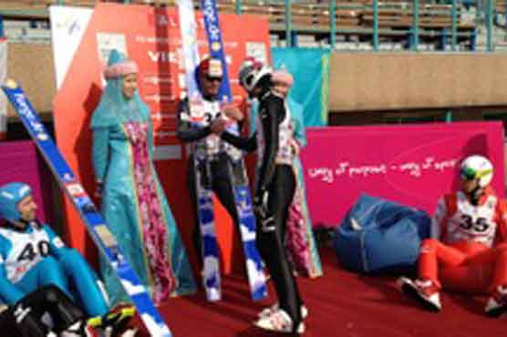 Seidl takes lead in WCup Nordic Combined ski jump 