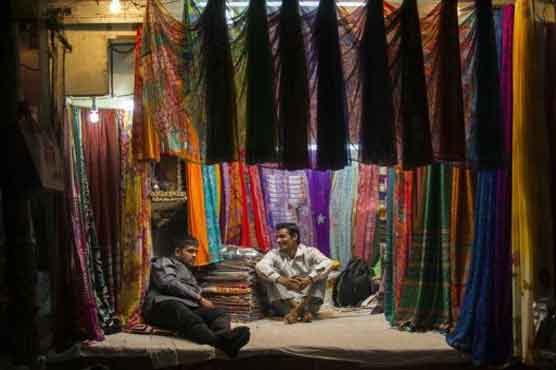 India sees signs of high growth rate 