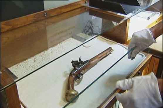 Captain Cook's pistol fetches $227,000 at auction