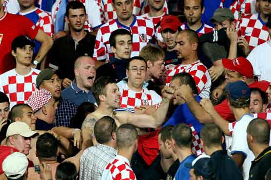 Fans to be banned from Croatia and Serbia game 