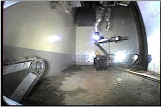 Dry ice vacuum cleaner robot bound for Fukushima