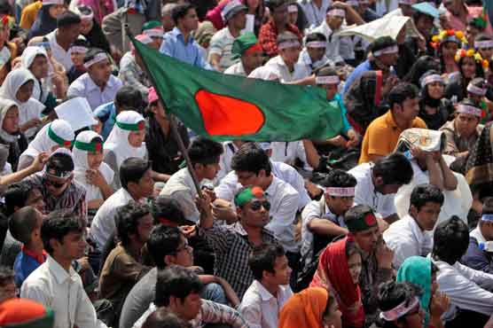 Bangladeshis demand death for war crimes convict