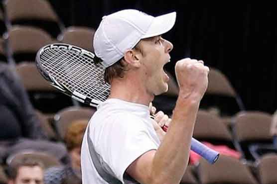 Querrey advances at Memphis tennis 