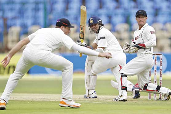 Tendulkar, Kohli lead India fightback