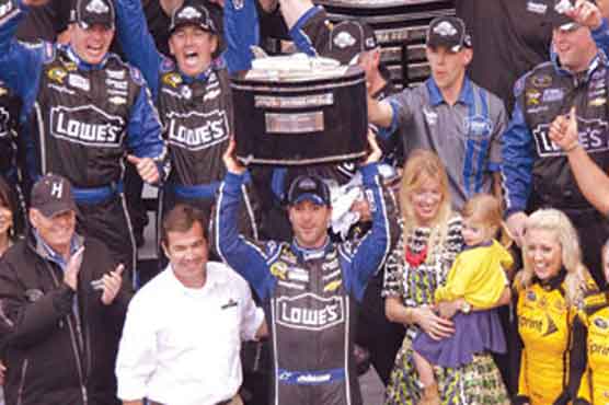 Johnson wins Daytona 500, Patrick eighth