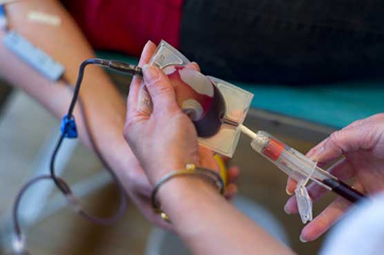 Swiss Red Cross cuts blood supply to Greece 