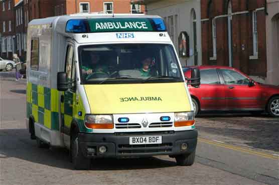 Ambulance staff snubs tells injured woman’s son