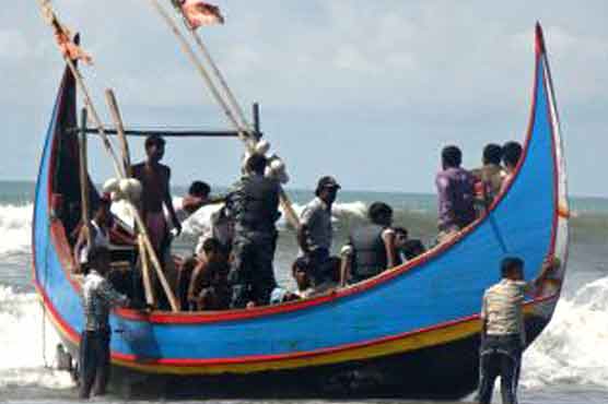 Over 100 Rohingya asylum seekers rescued off Indonesia 