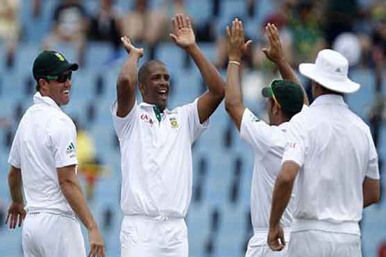 Philander wipes out New Zealand for 45 