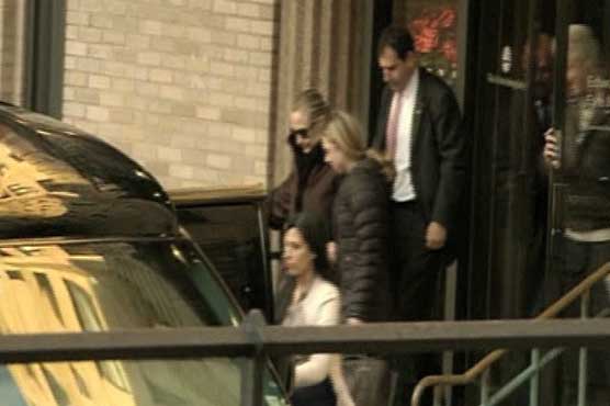 Clinton leaves hospital after treatment for clot