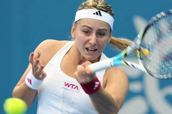 No. 1-ranked Azarenka into Brisbane semifinals 