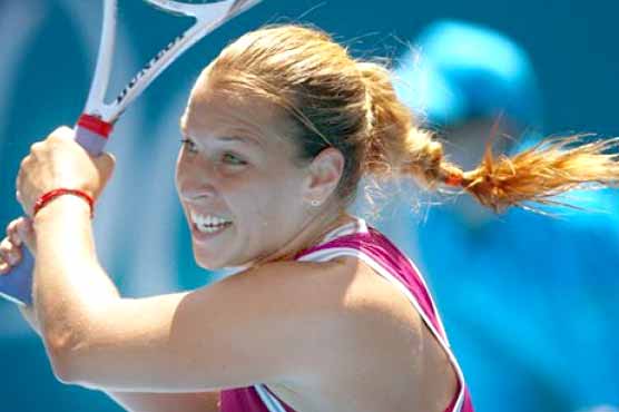 Kvitova out, Wozniacki through in Sydney