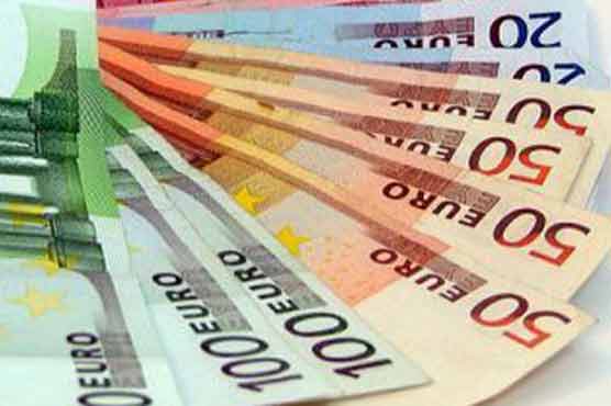 Euro mixed in Asian trade ahead of ECB meeting