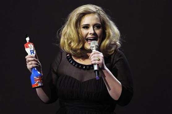 Pop star Adele to attend Golden Globes ceremony