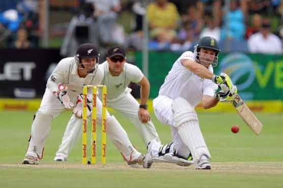 NZ in tatters after Du Plessis, Elgar centuries