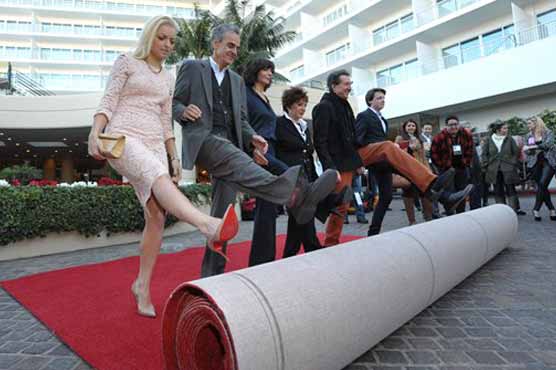 Golden Globe nominees celebrate at tea party