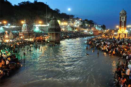  Millions of Hindus to enter Ganges to cleanse their sins 