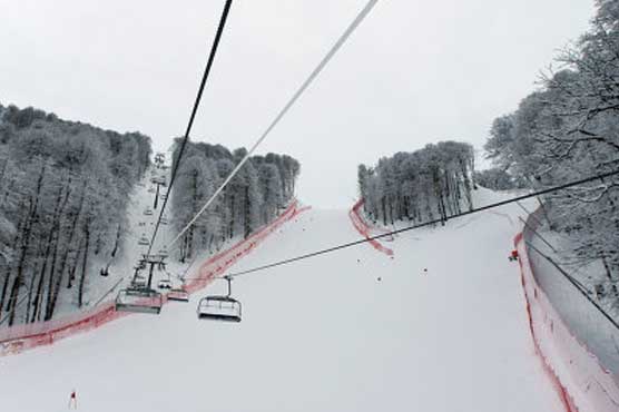 Tree falls on ski lift in Sochi, 75 evacuated