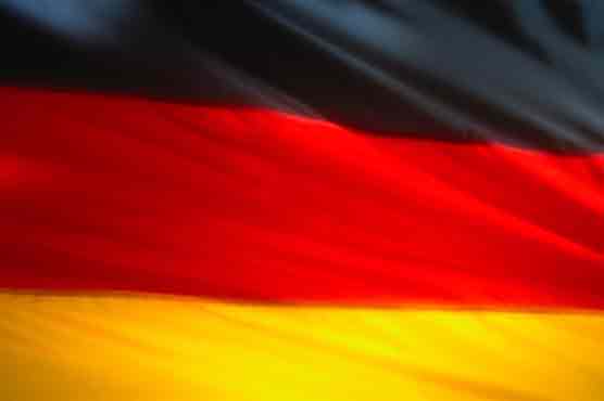 Germany to halve 2013 growth forecast: report