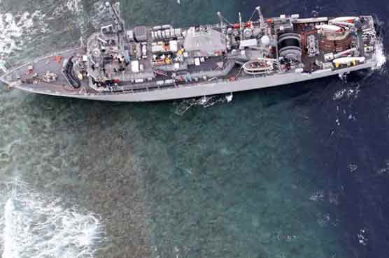 All crew leave US Navy ship stuck in Philippines 