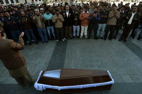 Thousands protest in Athens against killing of Pakistani