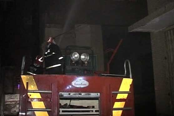 Child among 6 killed in Lahore plaza blaze