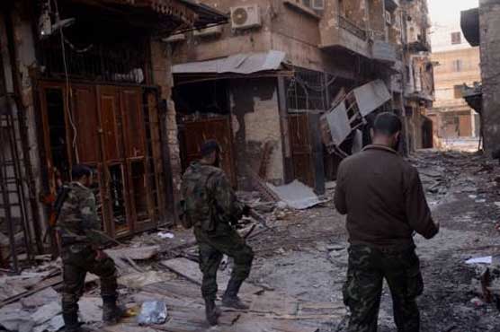 Syria car bomb kills 30, separate blast rocks capital