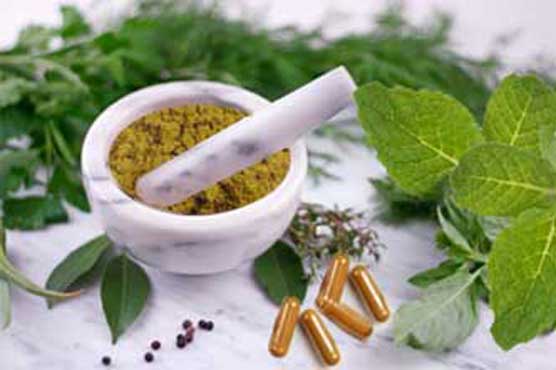 Herbal remedies, nutritional supplements can damage eyes