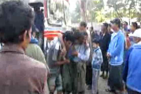 Bus crash kills 14, hurts 33 in Myanmar
