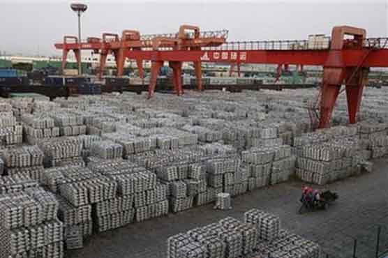 Survey finds China manufacturing hits 2-year high 