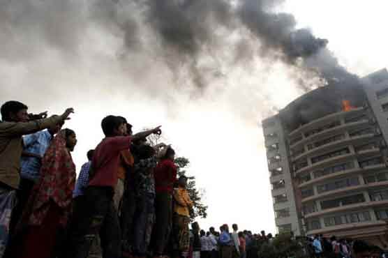 Bangladesh fire victims' families wait for money 