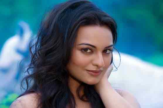 Sonakshi Sinha loses movie after fee hike