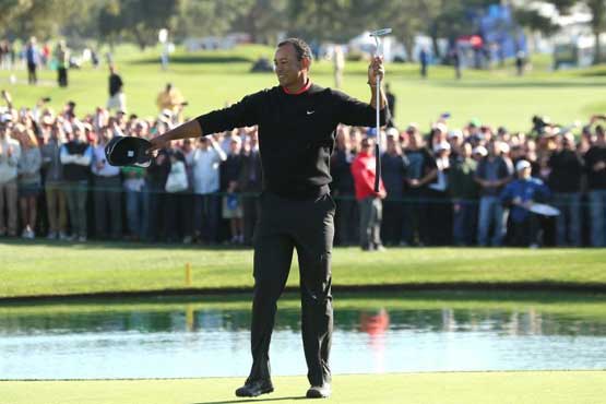Golf: Woods wins at Torrey Pines for 75th career crown