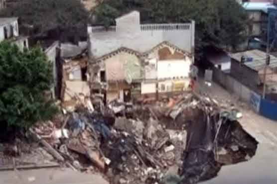 Sinkhole swallows whole building complex in China