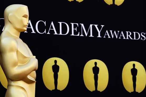 Oscar hits the road to visit more than 10 cities