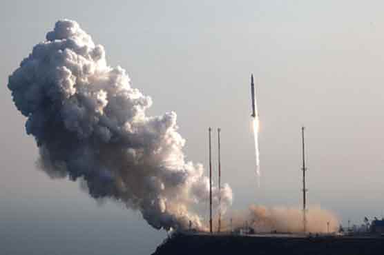 S Korea launches space satellite 