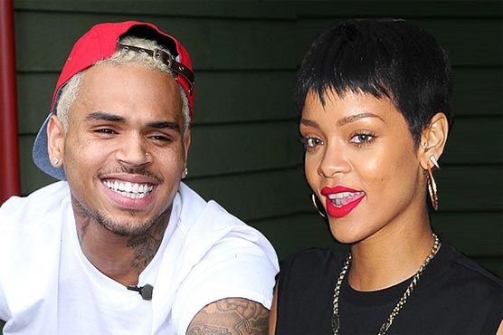 Rihanna back with Chris Brown