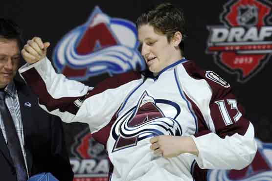 Avalanche make MacKinnon 1st pick of NHL draft 
