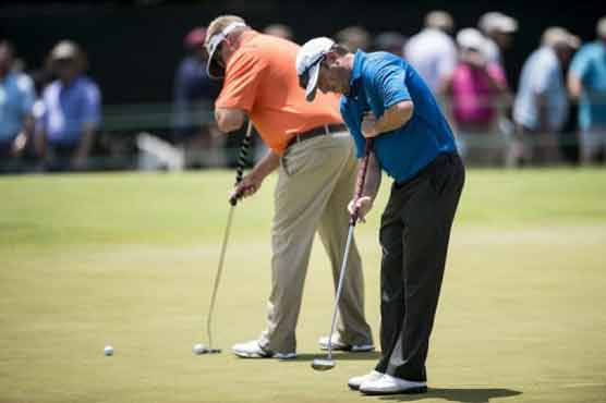 USPGA adopts ban on anchored putting stroke