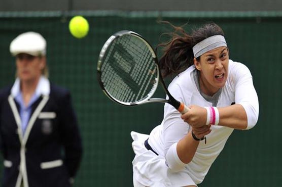 Tomic troubles aid Bartoli's Wimbledon dream