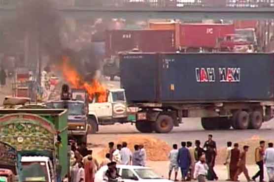 Lyari residents protest against violence