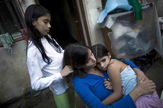 Argentina: Women will now collect welfare money, not men