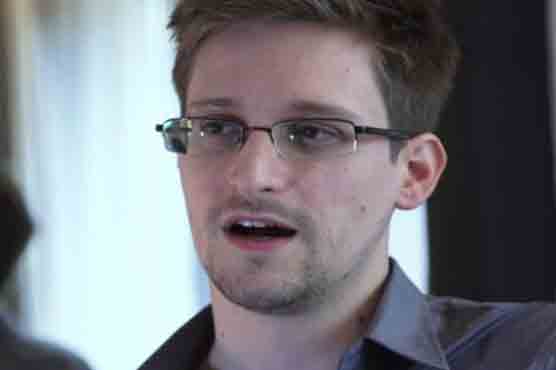  Snowden's fate unclear despite asylum offers