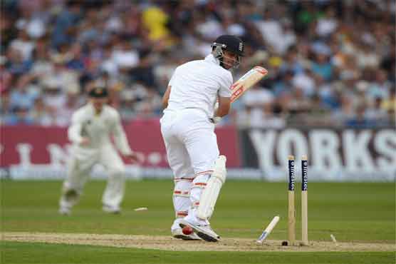Siddle stars as Australia skittles England for 215 
