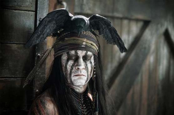 Depp's interest in Wounded Knee causes a stir 