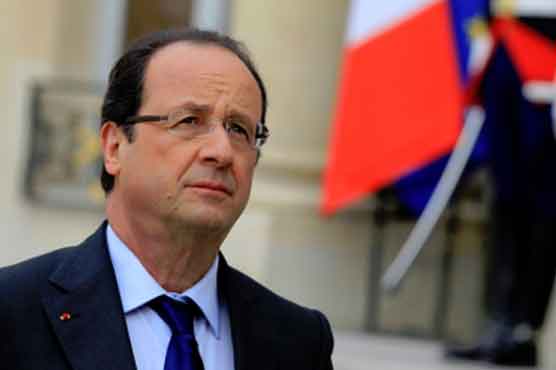 Hollande to be grilled on economy, derailment in holiday interview