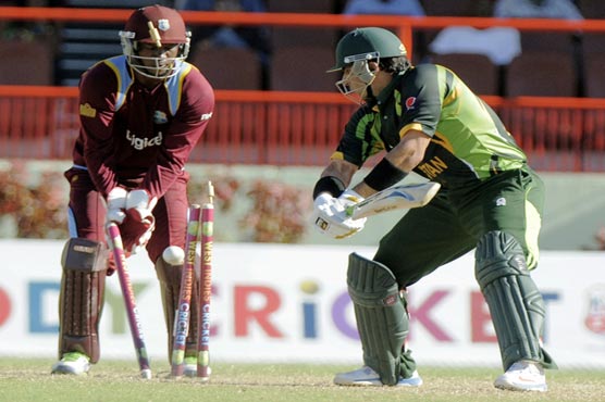 Narine, Bravo earn West Indies win over Pakistan