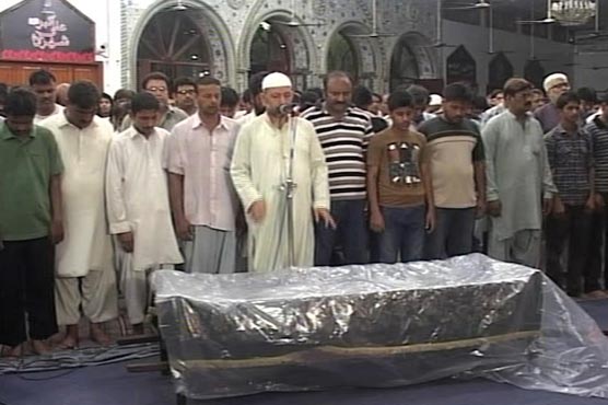 Karachi: Funeral prayer of slain taxi driver offered