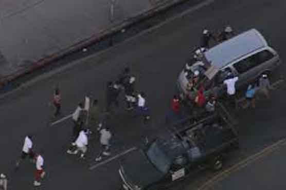 Packs of young people cause chaos in Hollywood